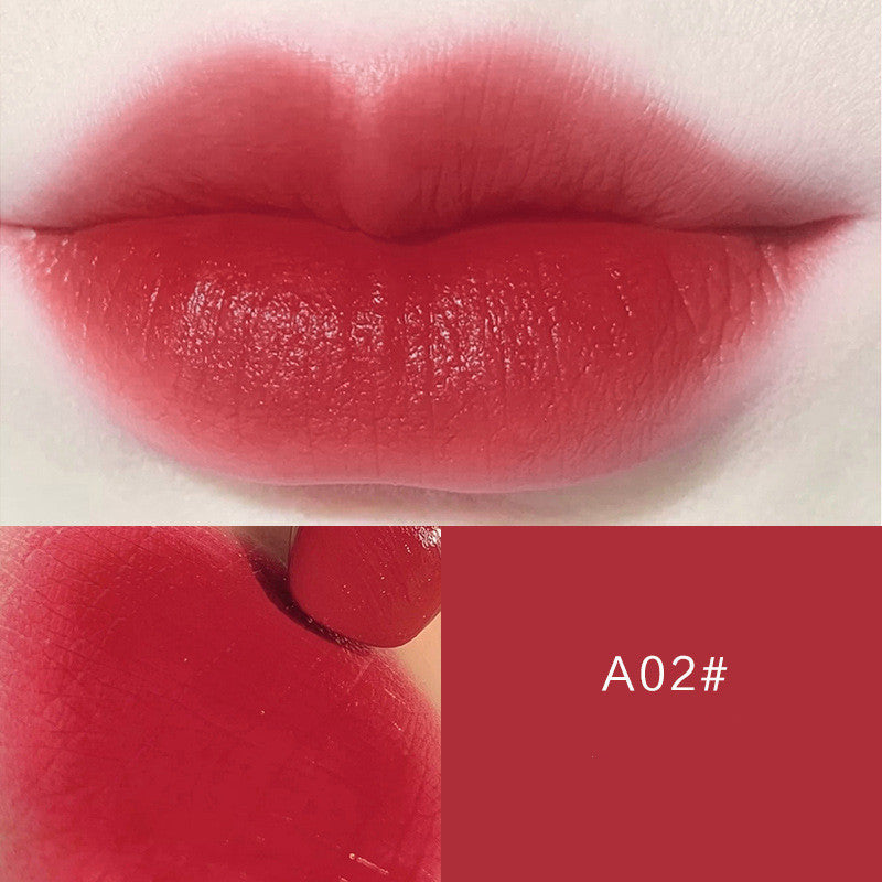 Moisturizing Lipstick Student Style